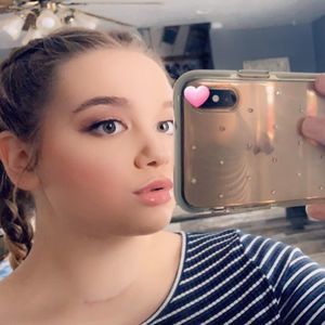 Meet your Posher, Sydney